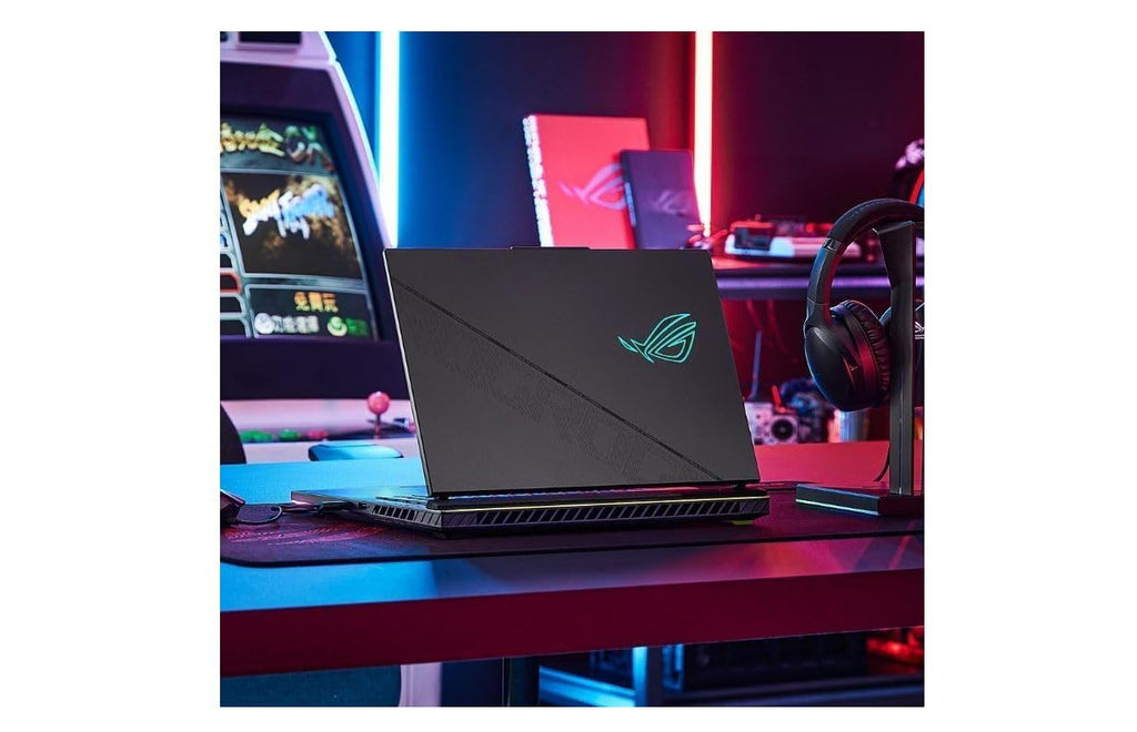 16” QHD 240Hz Gaming Laptop M5431