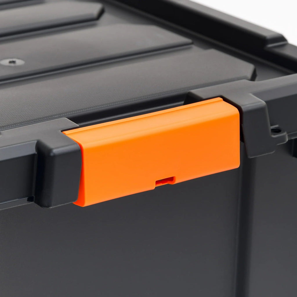 Heavy Duty Plastic Storage Bins with Lockable Lids, Black Y589