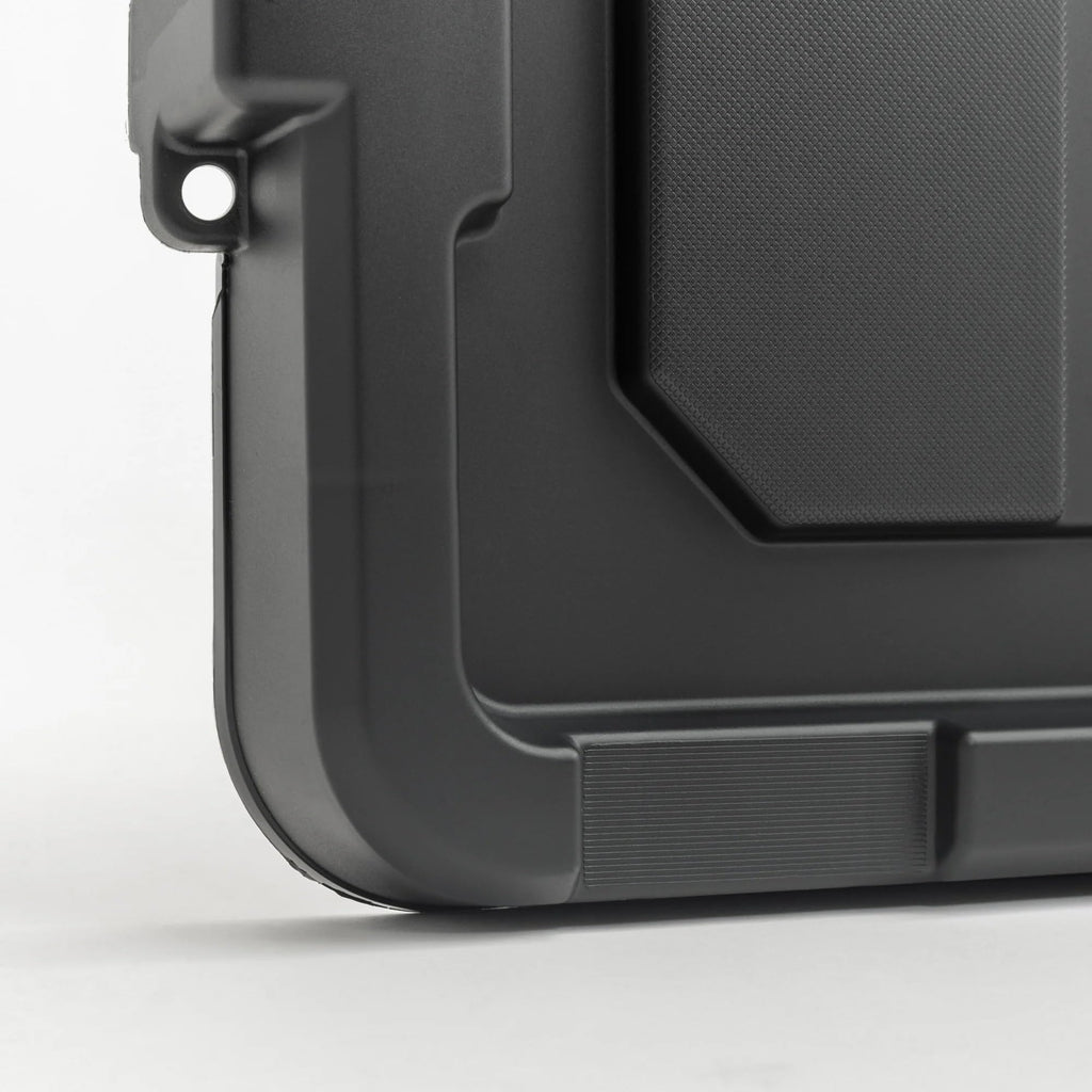 Heavy Duty Plastic Storage Bins with Lockable Lids, Black Y589