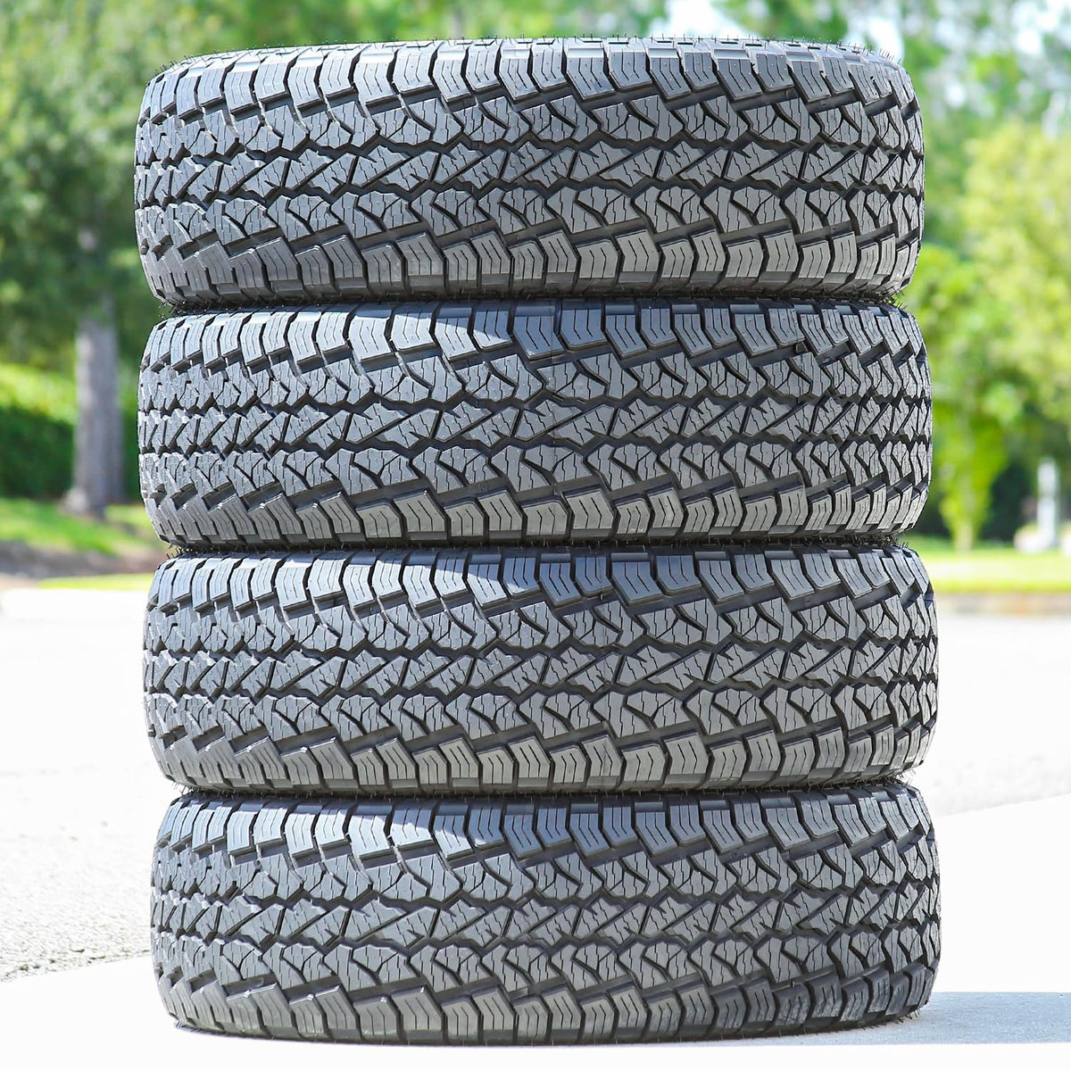 LT265/75R16 All Terrain Light Truck Tire Y31889