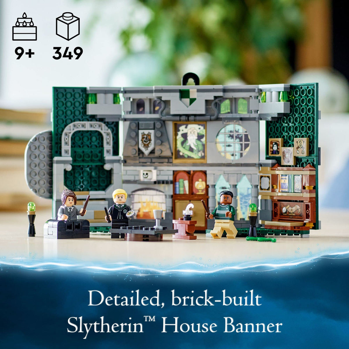 Building Set with Minifigure A926599